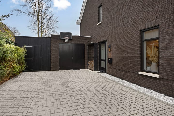 Foto 8 van Hölterhofweg 222