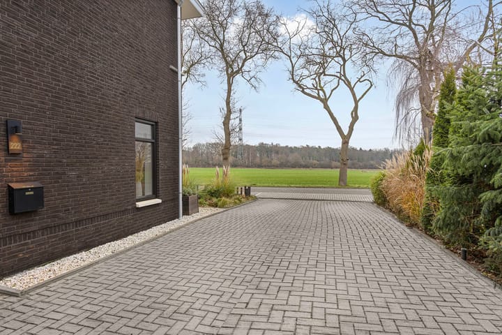 Foto 9 van Hölterhofweg 222