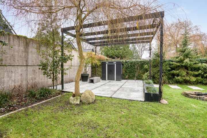 Foto 49 van Hölterhofweg 222