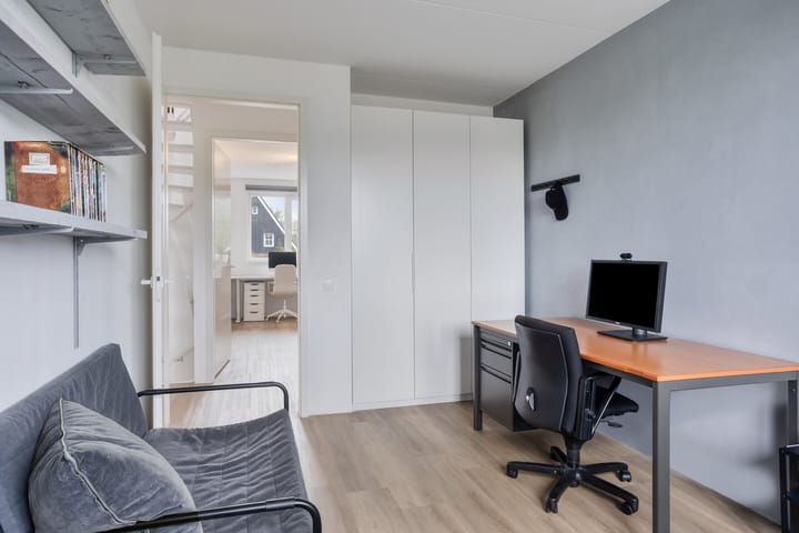 Foto 67 van Hölterhofweg 222