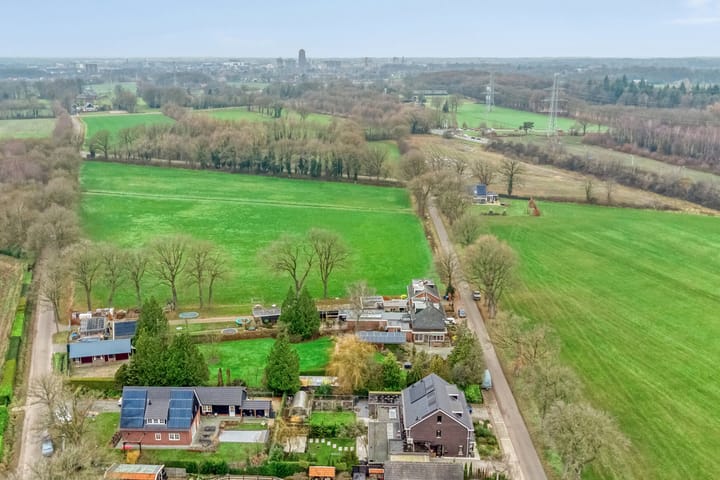 Foto 79 van Hölterhofweg 222