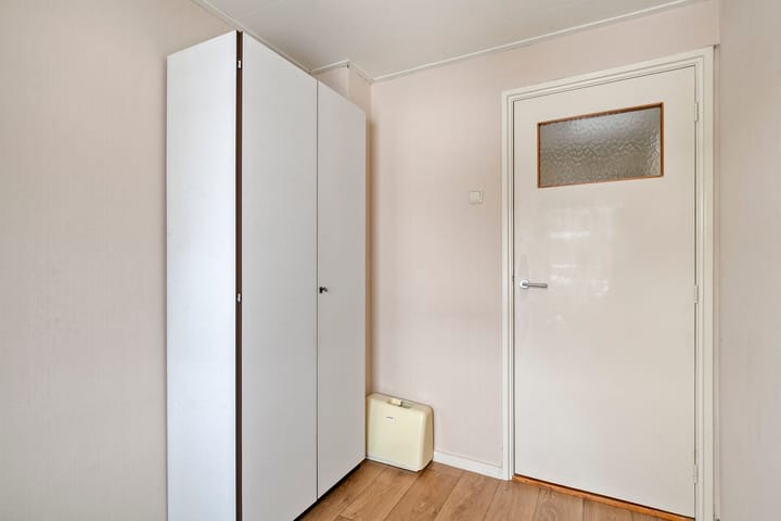 Foto 25 van Lelystraat 12