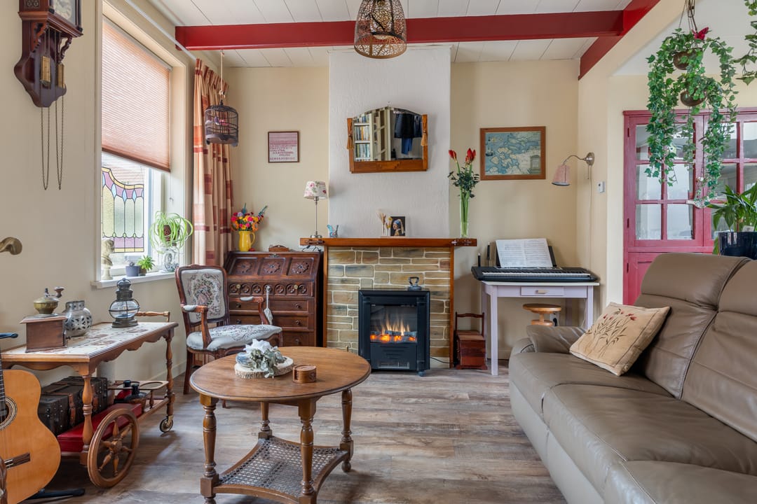 Photo 2 of Julianastraat 24