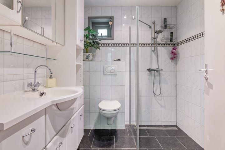 Photo 17 of Julianastraat 24