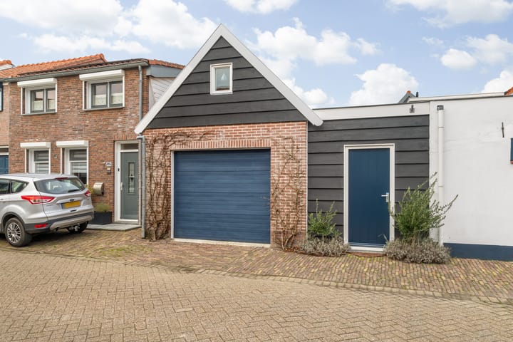 Photo 26 of Julianastraat 24