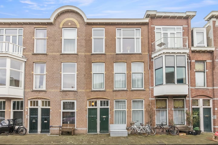 Photo 7 of Blois van Treslongstraat 11