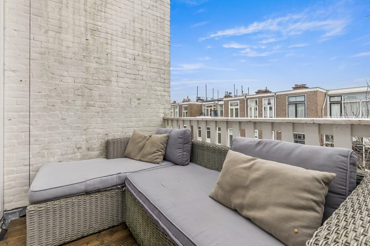 Photo 28 of Blois van Treslongstraat 11