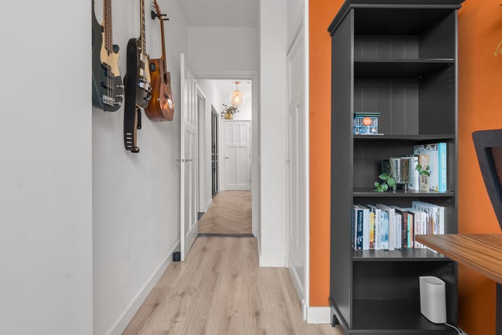 Photo 36 of Blois van Treslongstraat 11