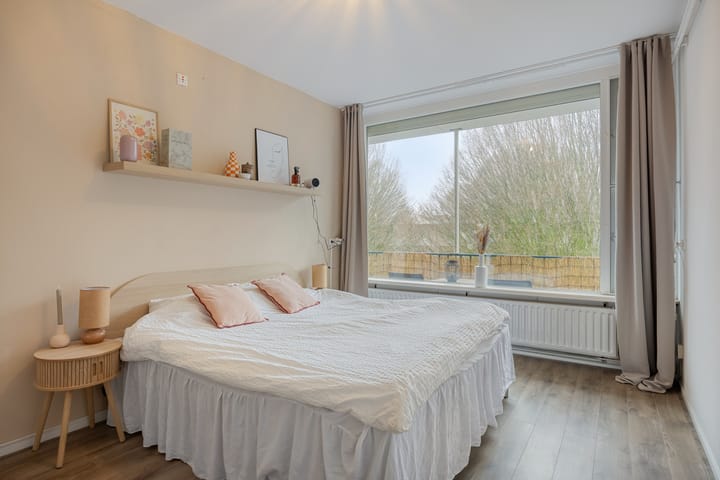 Photo 3 of Breitnerstraat 19