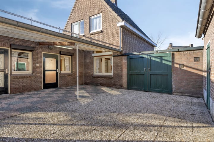 Foto 46 van St.Lambertusweg 80