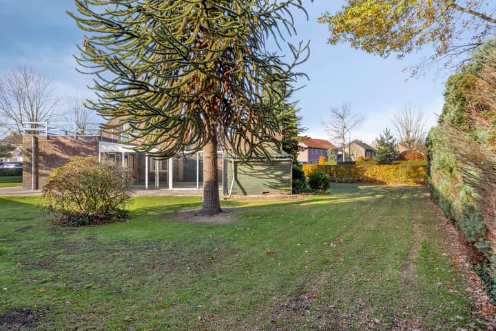 Foto 53 van St.Lambertusweg 80