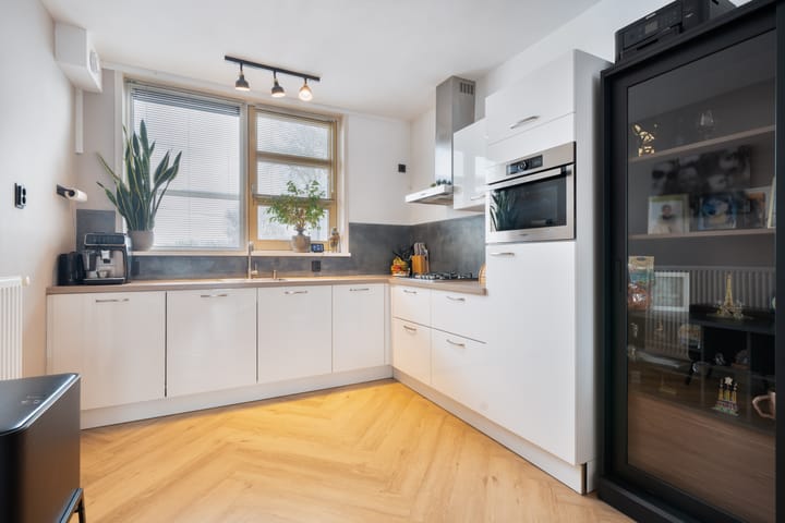 Foto 3 van Lucernehof 45