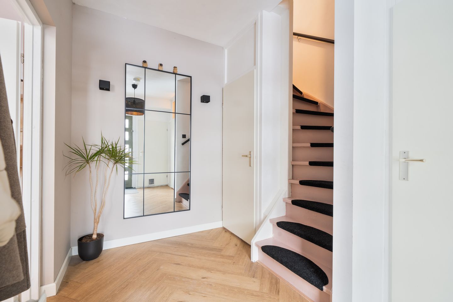 Foto 10 van Lucernehof 45