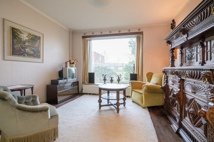 Photo 2 of Piet Avontuurstraat 86