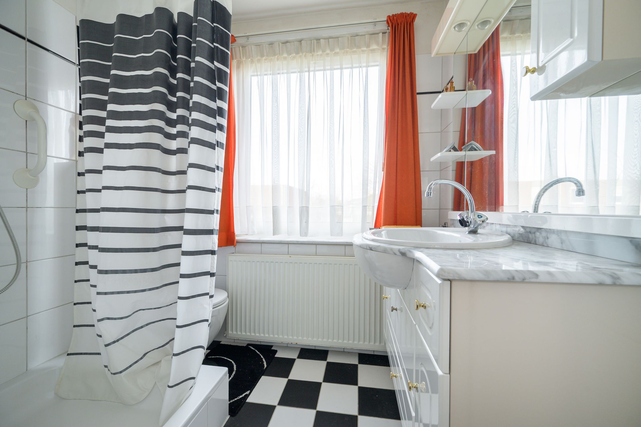 Photo 24 of Piet Avontuurstraat 86