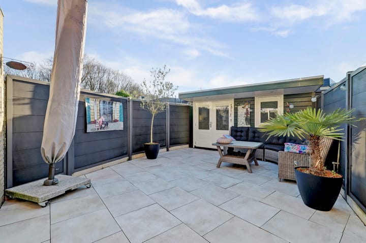 Foto 32 van Pijnboomhof 9