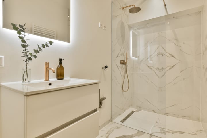 Photo 12 of Czaar Peterstraat 23-E