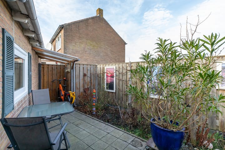 Foto 22 van Oranjeplein 17