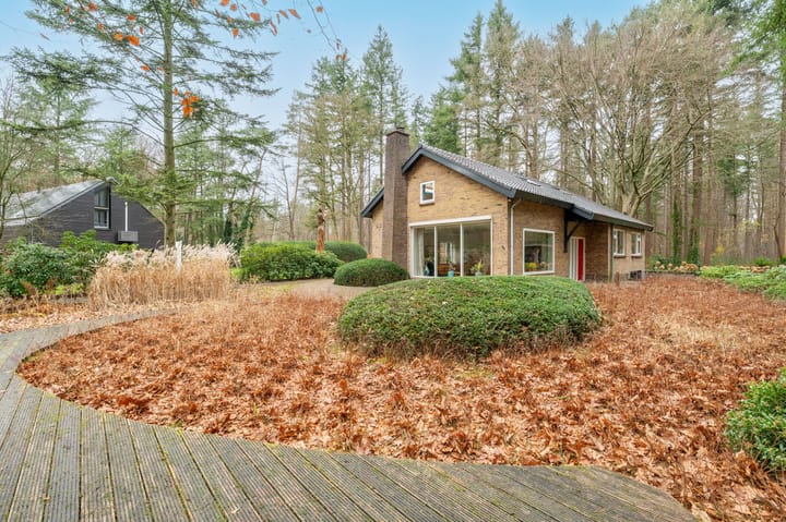 Foto 2 van Julianalaan 13