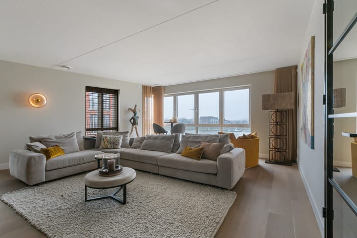 Foto 9 van Werf van Gips 370