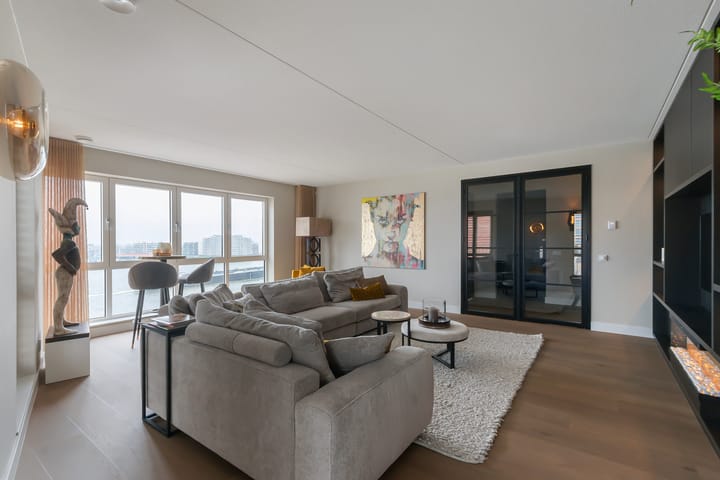 Foto 11 van Werf van Gips 370