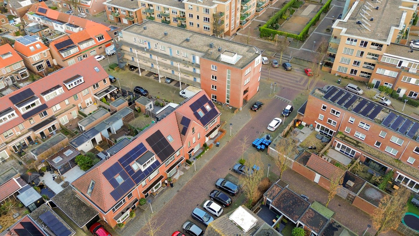 Foto 44 van Julianastraat 144