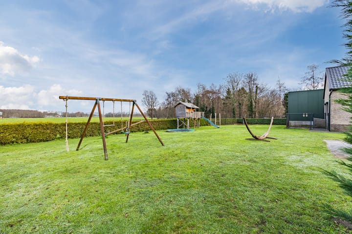 Foto 82 van Leemstraat 25