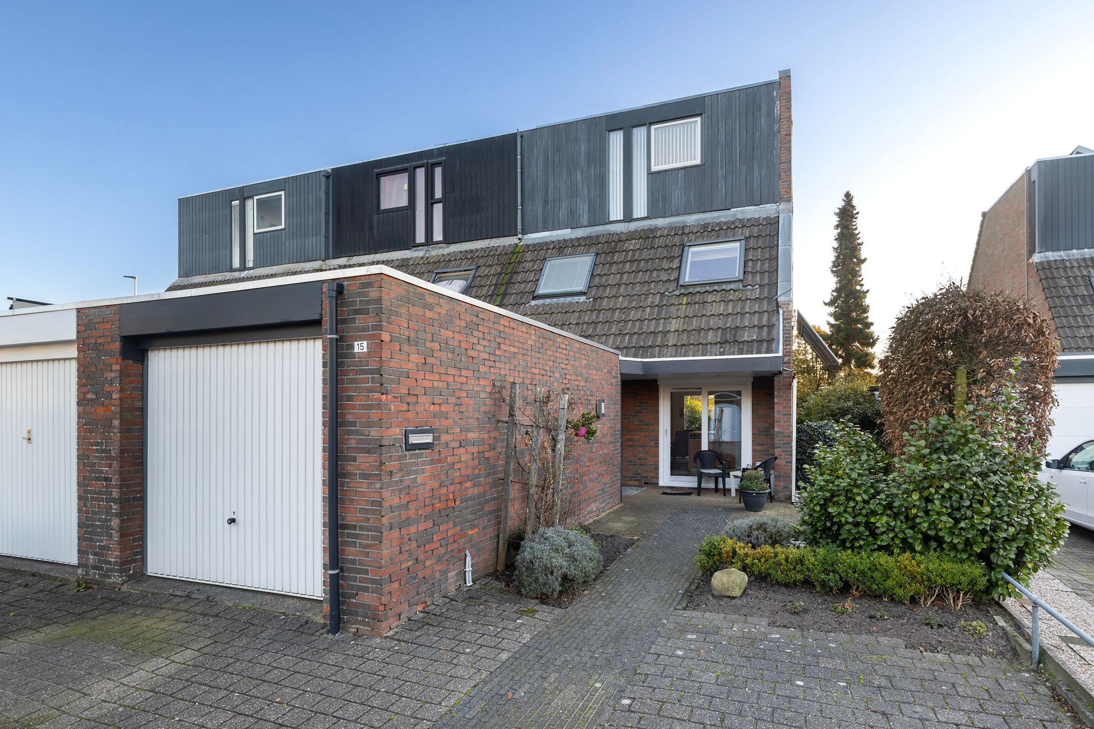 Foto 3 van Mannagras 15