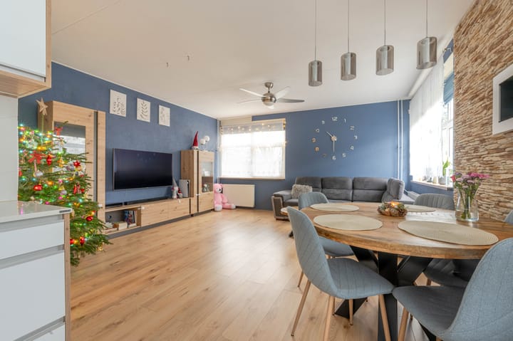 Photo 11 of Boerhaavestraat 151