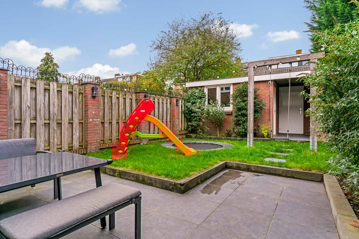 Foto 25 van Witte de Withstraat 25