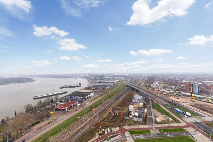 Foto 38 van Rosestraat 1395