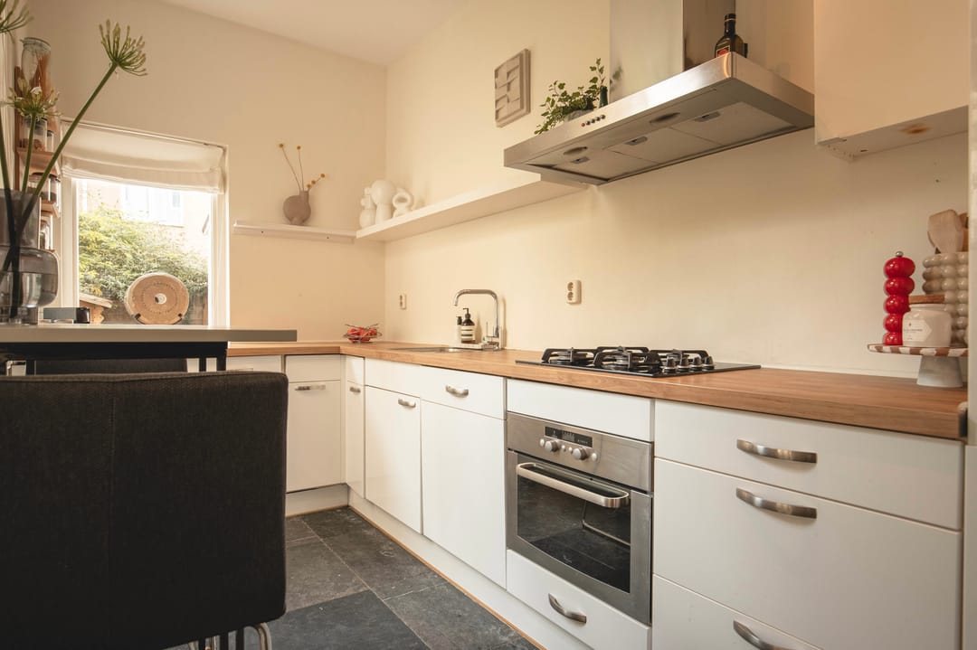 Photo 11 of Tolstraat 52-H