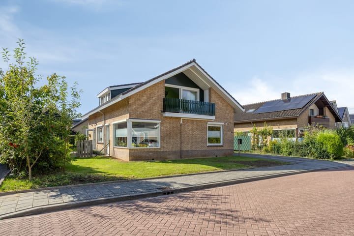 Foto 8 van Calsstraat 9