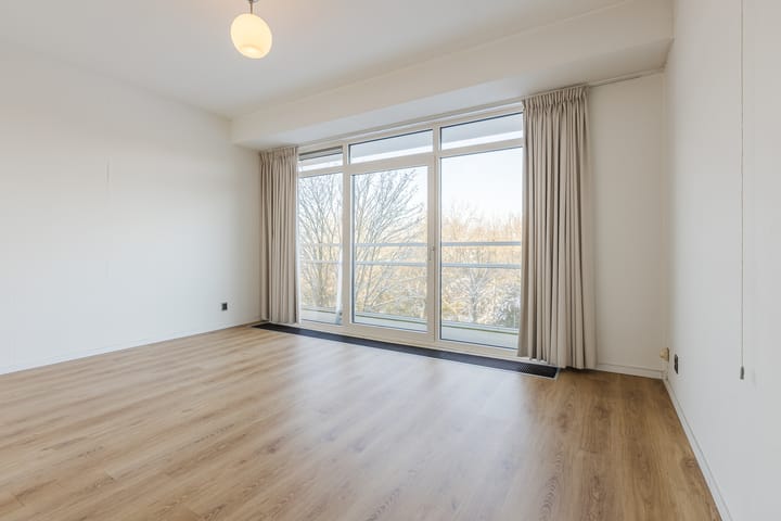 Foto 13 van Bavelselaan 372