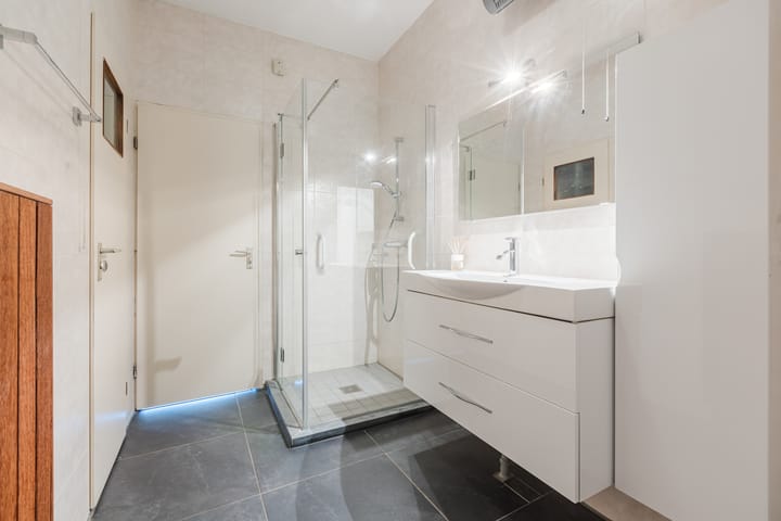 Foto 18 van Bavelselaan 372