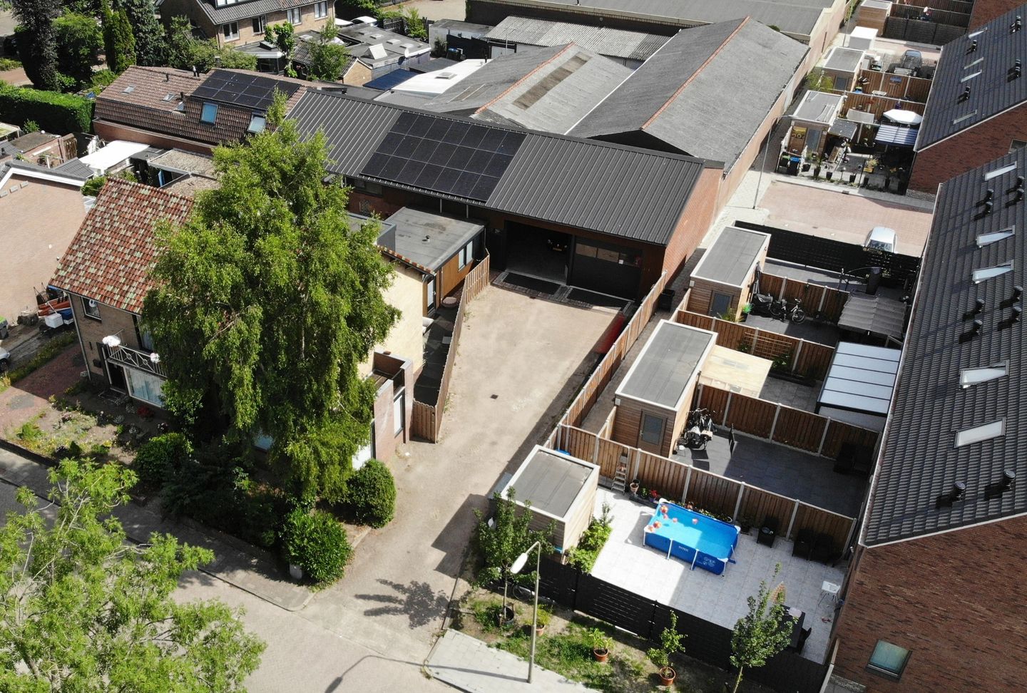 View photo 1 of Julianalaan 13-B