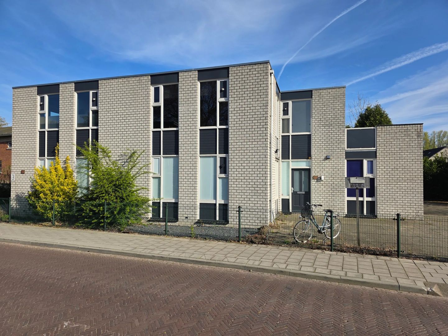 Bekijk foto 1 van Dirk Loogenstraat 1-3