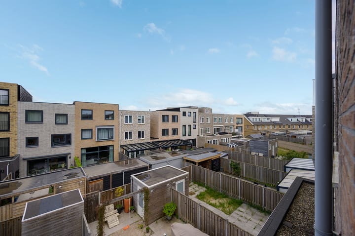 Foto 28 van Abebe Bikilastraat 18