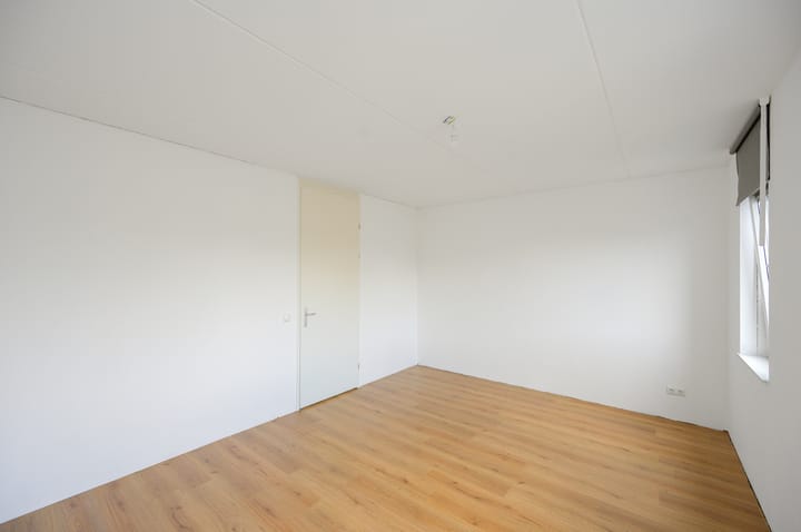 Foto 32 van Abebe Bikilastraat 18