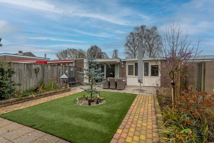 Foto 22 van Hortensiastraat 4