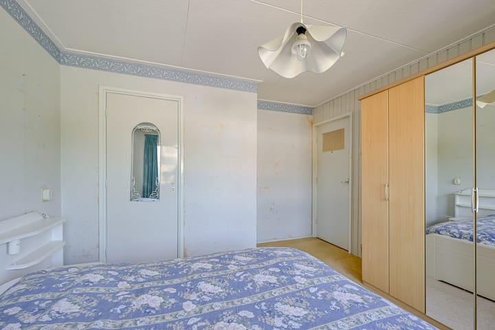 Foto 19 van van Rennesstraat 16