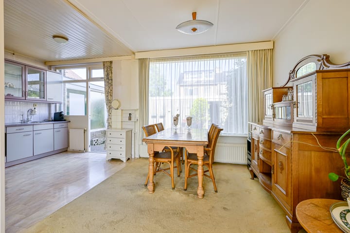 Foto 9 van van Rennesstraat 16