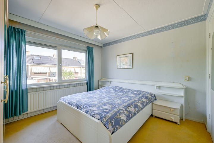 Foto 17 van van Rennesstraat 16