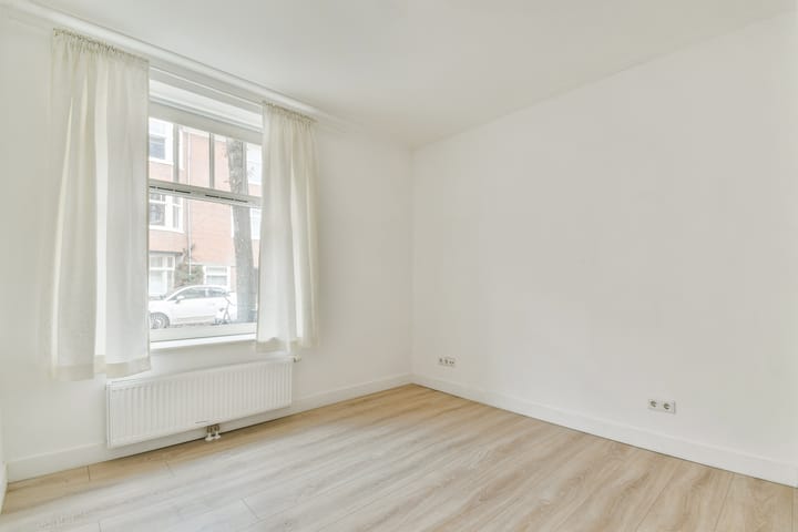 Photo 11 of Krammerstraat 11-H