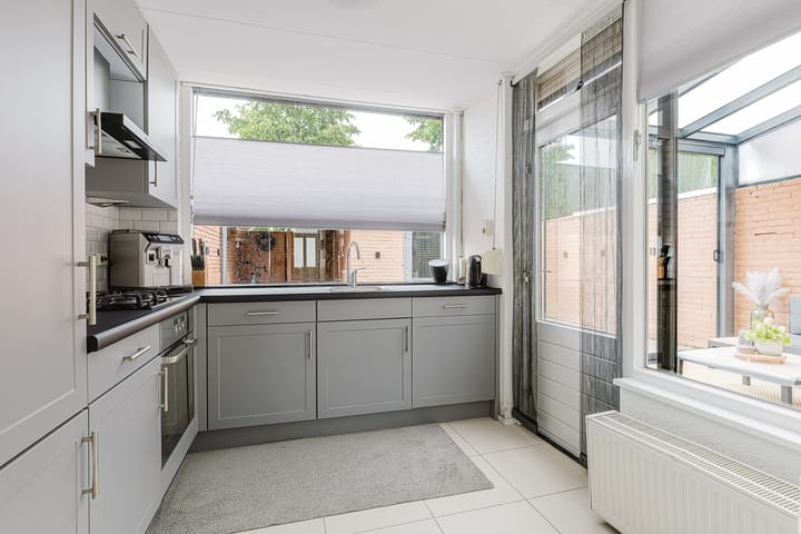 Foto 11 van Van Goghlaan 52