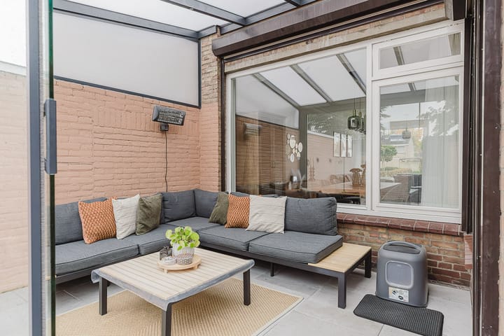 Foto 29 van Van Goghlaan 52