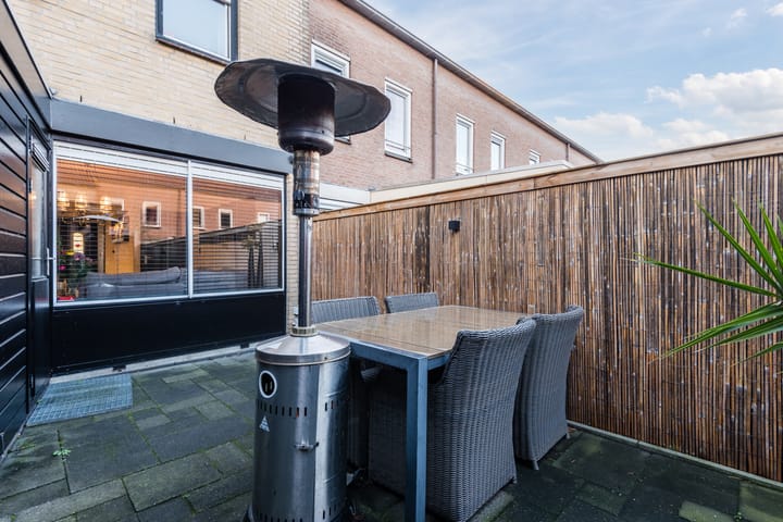 Foto 39 van Moesdistelstraat 19