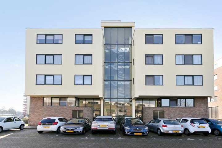 Foto 5 van Clara Visserplaats 4