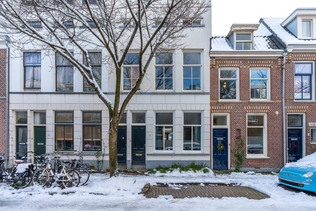 Photo 1 of Adriaanstraat 9