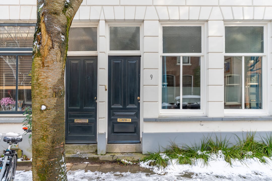 Photo 2 of Adriaanstraat 9